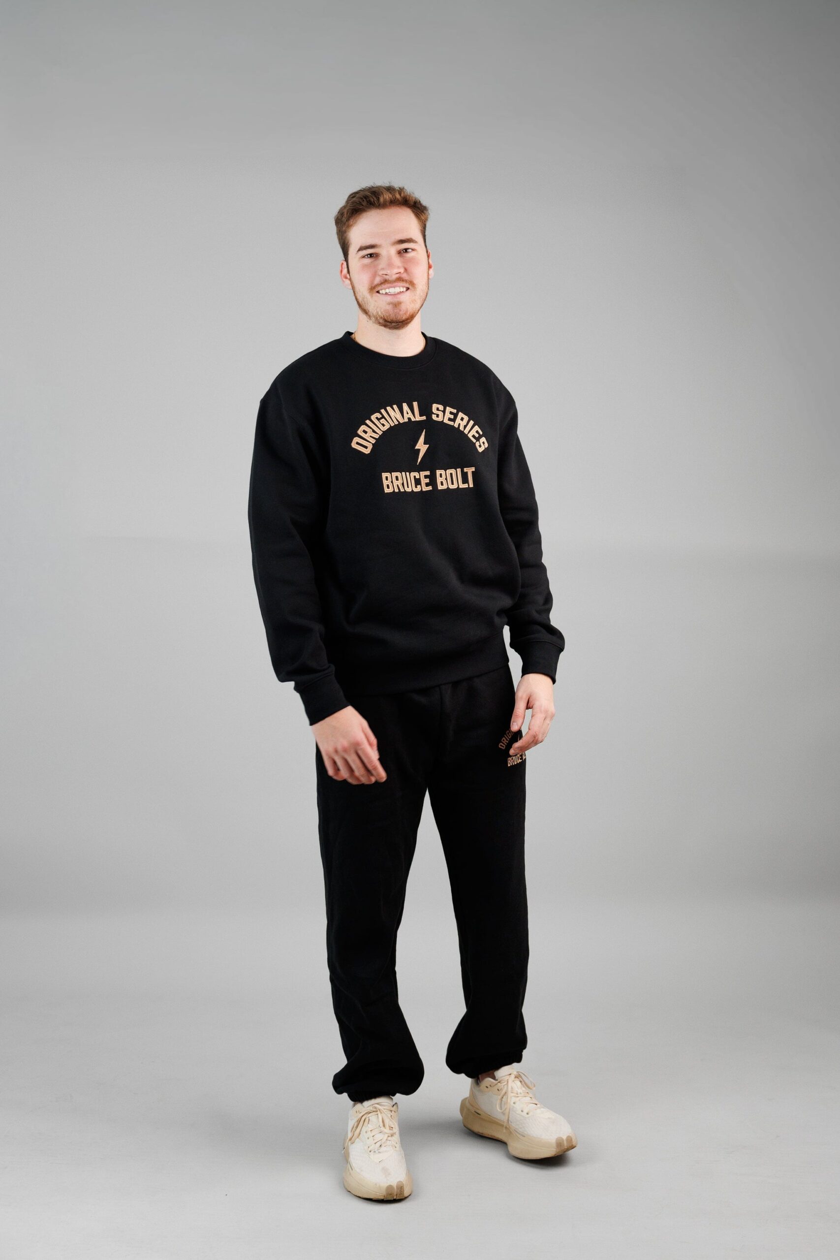 original-series-crewneck-black-original-series-graphic-crewneck-independent-614281.jpg